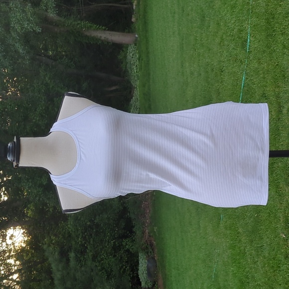 Athleta Racerback Tank Top - Picture 2 of 11